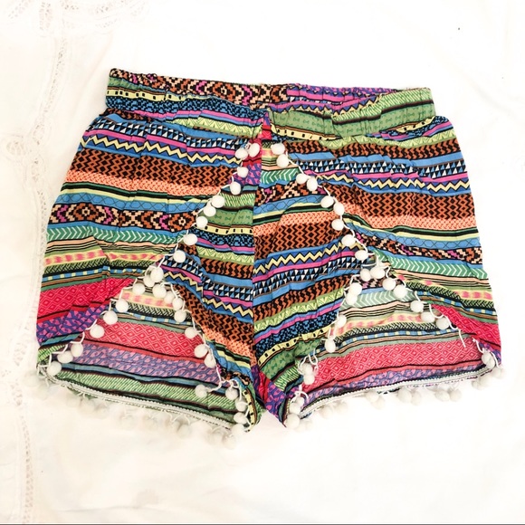 🍭Red Dress Boutique Patterned PomPom Shorts - Picture 2 of 4